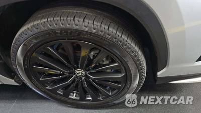 2023 Toyota Highlander XSE - zdjęcie 28 z 38 - miniatura
