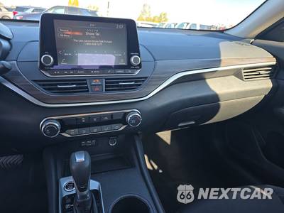 2025 Nissan Altima SV - zdjęcie 11 z 25 - miniatura