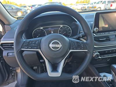 2025 Nissan Altima SV - zdjęcie 10 z 25 - miniatura