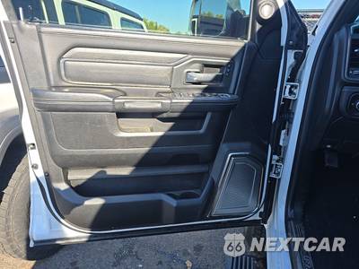 2019 Ram 3500 Limited Crew Cab Medium Bed - zdjęcie 9 z 29 - miniatura