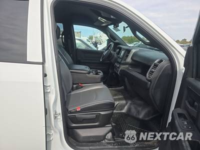 2024 Ram 3500 Tradesman Crew Cab Long Bed - zdjęcie 8 z 29 - miniatura