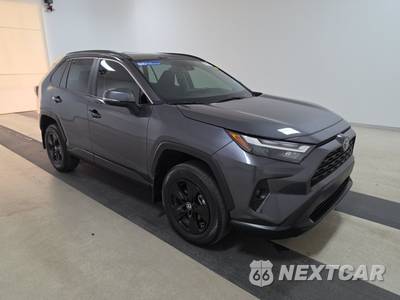 2025 Toyota RAV4 XLE - zdjęcie 3 z 26 - miniatura