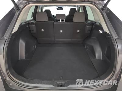 2025 Toyota RAV4 XLE - zdjęcie 16 z 26 - miniatura