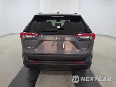 2025 Toyota RAV4 XLE - zdjęcie 5 z 26 - miniatura