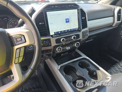 2022 Ford Super Duty F-250 Lariat Crew Cab Medium Bed - zdjęcie 11 z 29 - miniatura