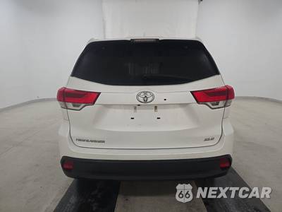 2019 Toyota Highlander XLE - zdjęcie 5 z 24 - miniatura