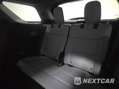 2021 Ford Explorer XLT - zdjęcie 14 z 30 - miniatura