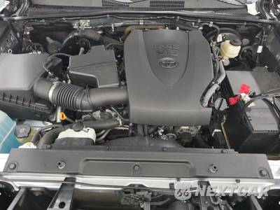 2022 Toyota Tacoma SR5 Crew Cab Long Bed - zdjęcie 15 z 24 - miniatura
