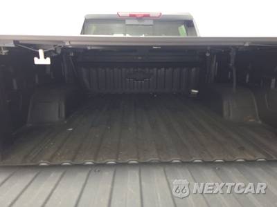 2025 Chevrolet Silverado 1500 High Country Crew Cab Short Bed 3LZ - zdjęcie 16 z 25 - miniatura