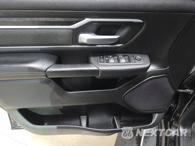 2023 Ram 1500 Big Horn Extended Cab Medium Bed - zdjęcie 9 z 22 - miniatura