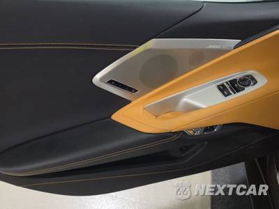2020 Chevrolet Corvette Stingray Coupe 2LT - zdjęcie 9 z 23 - miniatura