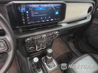 2026 Jeep Gladiator Sport Crew Cab Medium Bed - zdjęcie 11 z 22 - miniatura