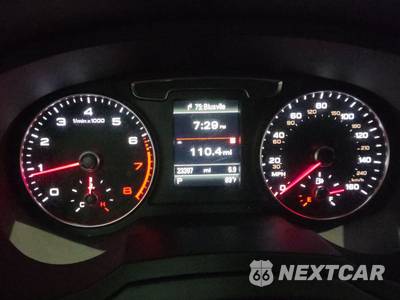 2018 Audi Q3 2.0T Sport Premium Plus - zdjęcie 12 z 22 - miniatura