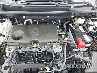 2025 Toyota RAV4 XLE - zdjęcie 15 z 23 - miniatura