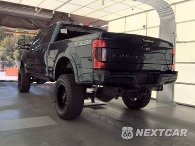 2020 Ford Super Duty F-250 Lariat Crew Cab Medium Bed - zdjęcie 6 z 47 - miniatura