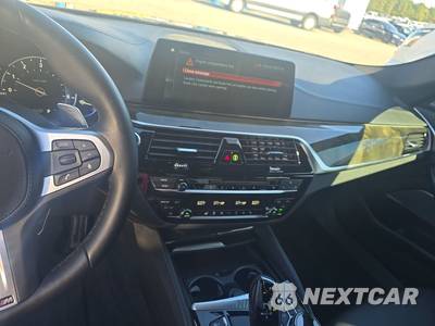 2018 BMW 5 Series Sedan M550i xDrive - zdjęcie 11 z 18 - miniatura