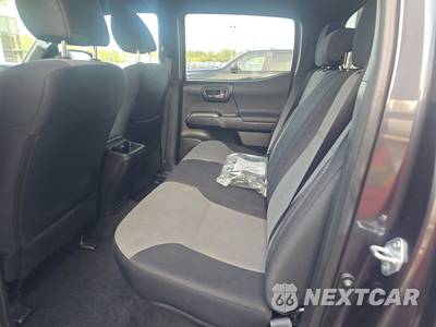 2021 Toyota Tacoma TRD Off-Road Crew Cab Medium Bed - zdjęcie 13 z 24 - miniatura