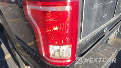 2016 Ford F-150 XL Extended Cab Medium Bed w/Rear Doors - zdjęcie 37 z 42 - miniatura