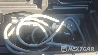 2024 BMW iX Sports Activity Vehicle xDrive50 - zdjęcie 18 z 32 - miniatura