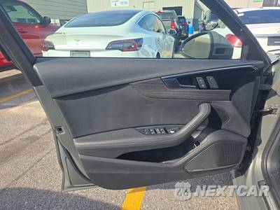 2023 Audi A4 Sedan S line Premium Plus - zdjęcie 9 z 23 - miniatura