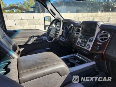 2015 Ford Super Duty F-350 Lariat Crew Cab Long Bed DRW - zdjęcie 16 z 29 - miniatura