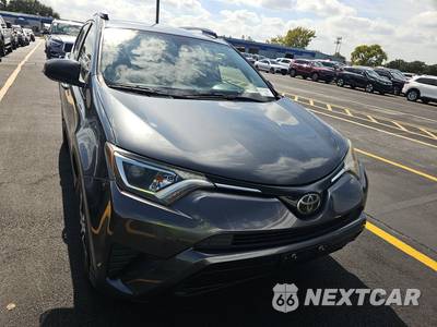 2018 Toyota RAV4 LE - zdjęcie 2 z 28 - miniatura