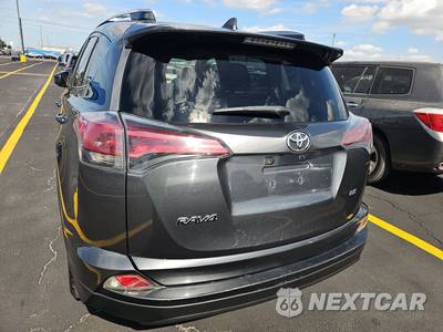 2018 Toyota RAV4 LE - zdjęcie 5 z 28 - miniatura