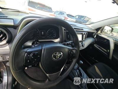 2018 Toyota RAV4 LE - zdjęcie 11 z 28 - miniatura
