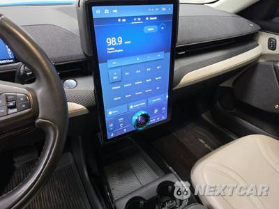 2022 Ford Mustang Mach-E Premium - zdjęcie 11 z 40 - miniatura