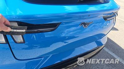 2022 Ford Mustang Mach-E Premium - zdjęcie 37 z 40 - miniatura