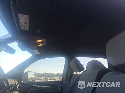 2022 Ram 1500 Big Horn Crew Cab Short Bed - zdjęcie 17 z 37 - miniatura