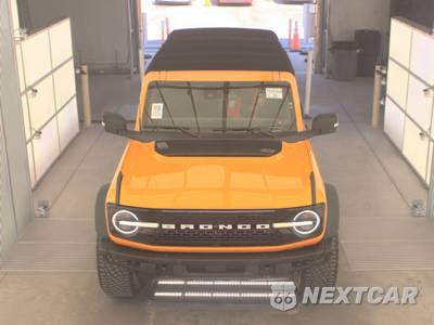 2022 Ford Bronco Wildtrak Advanced - zdjęcie 2 z 27 - miniatura