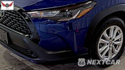 2024 Toyota Corolla Cross LE - zdjęcie 2 z 18 - miniatura