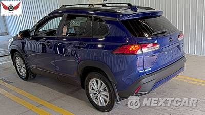 2024 Toyota Corolla Cross LE - zdjęcie 5 z 18 - miniatura