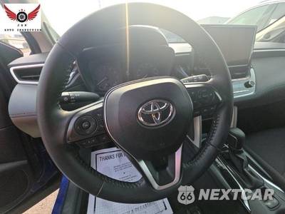 2024 Toyota Corolla Cross LE - zdjęcie 13 z 18 - miniatura