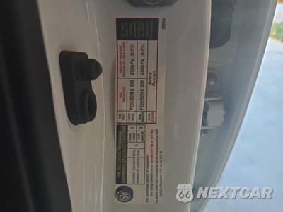 2025 Nissan LEAF S - zdjęcie 9 z 26 - miniatura