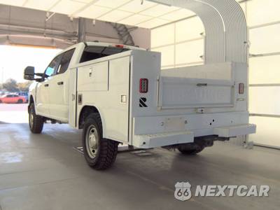 2023 Ford Super Duty F-250 XL Crew Cab Medium Bed - zdjęcie 6 z 24 - miniatura