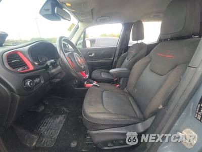 2018 Jeep Renegade Trailhawk - zdjęcie 7 z 30 - miniatura