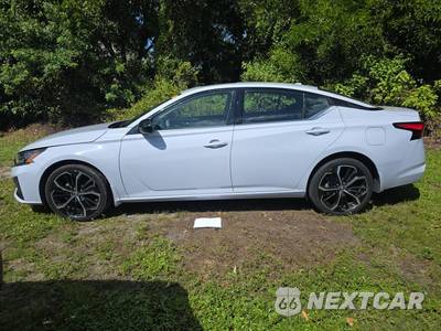 2024 Nissan Altima SR - zdjęcie 8 z 26 - miniatura