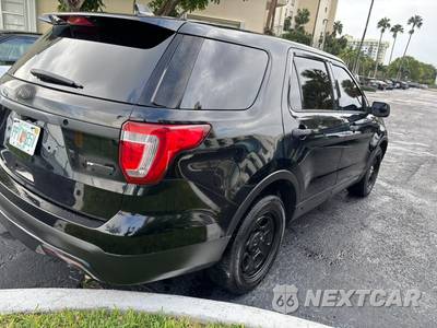 2016 Ford Police Interceptor Utility - zdjęcie 9 z 12 - miniatura