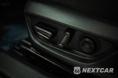 2025 Toyota Camry LE - zdjęcie 16 z 28 - miniatura