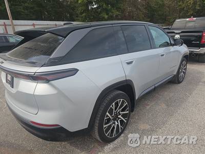 2025 Jeep Wagoneer S Limited 4xe - zdjęcie 4 z 19 - miniatura