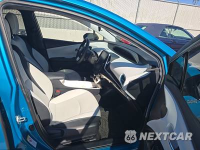2017 Toyota Prius Prime Premium - zdjęcie 8 z 29 - miniatura