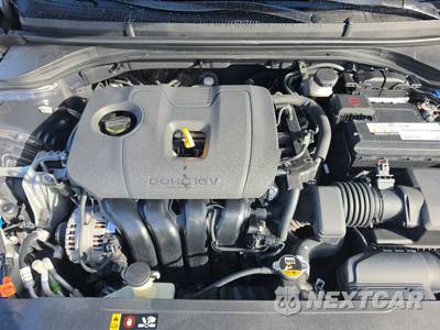 2020 Hyundai Elantra Limited Sedan - zdjęcie 15 z 26 - miniatura