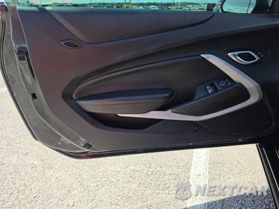 2020 Chevrolet Camaro LT1 Coupe 1LZ - zdjęcie 9 z 34 - miniatura