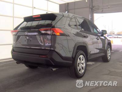 2024 Toyota RAV4 LE - zdjęcie 4 z 23 - miniatura
