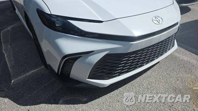 2026 Toyota Camry SE - zdjęcie 19 z 19 - miniatura