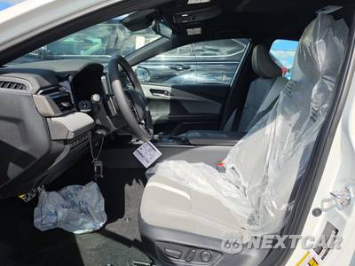2026 Toyota Camry SE - zdjęcie 7 z 18 - miniatura