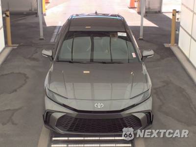 2026 Toyota Camry SE - zdjęcie 2 z 19 - miniatura