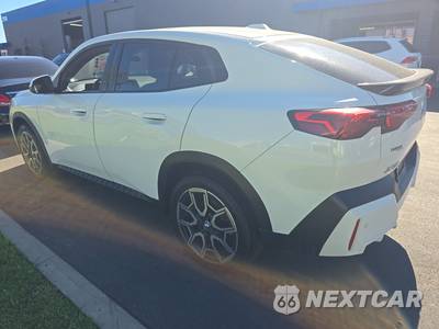 2025 BMW X2 xDrive28i - zdjęcie 6 z 33 - miniatura